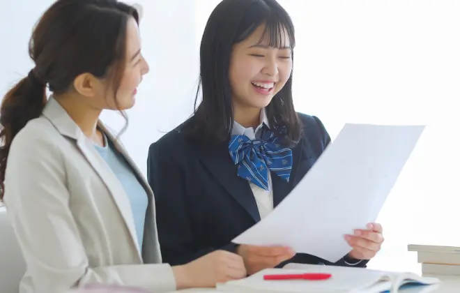「教える」ことが、「学ぶ」ことに。自己成長も叶う仕事