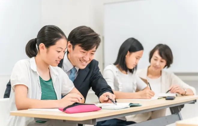 講師に優しい少人数制。集中して指導できる環境。